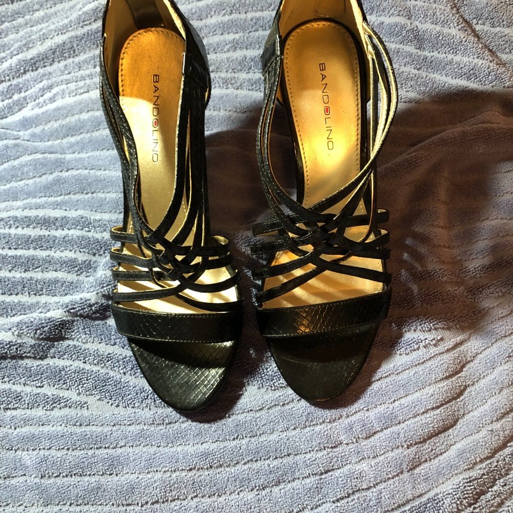 Black strappy open toe sandal